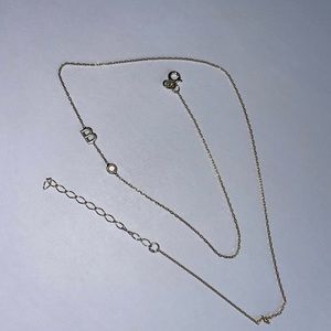 B necklace